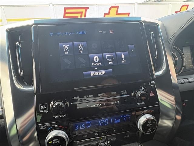 TOYOTA VELLFIRE  HYBRID 4WD 2019 Image 31