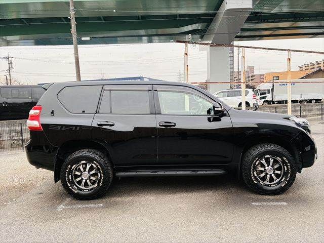 TOYOTA LANDCRUISER PRADO 2016 Image 31
