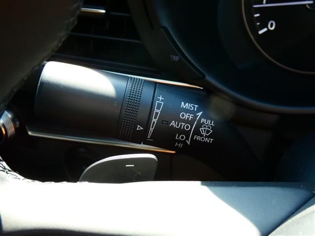 MAZDA 3 SEDAN 2023 Image 31