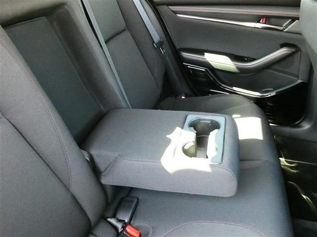 MAZDA 3 SEDAN 2023 Image 31