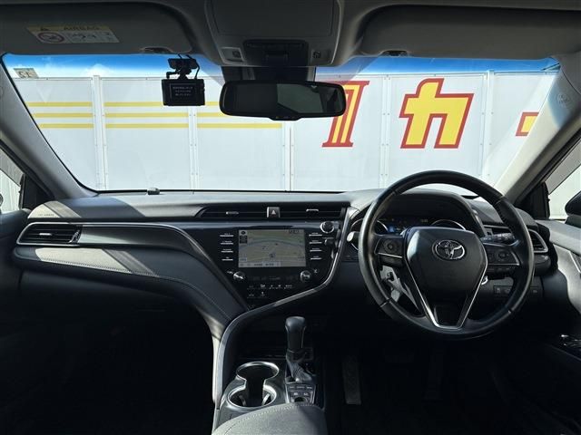 TOYOTA CAMRY HYBRID 2020 Image 31