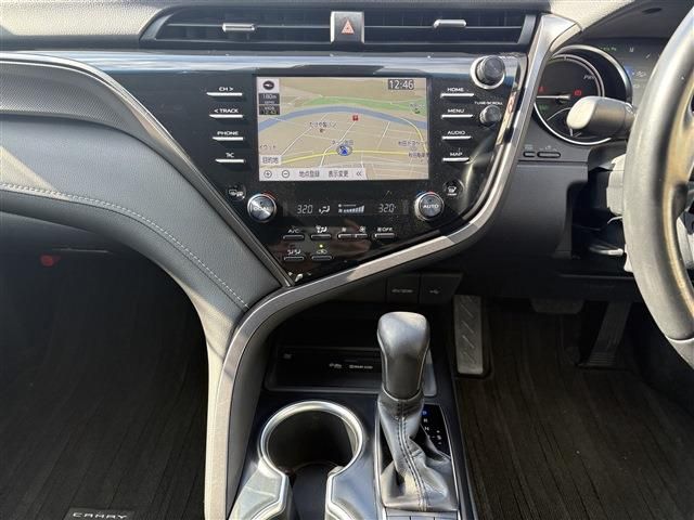 TOYOTA CAMRY HYBRID 2020 Image 31