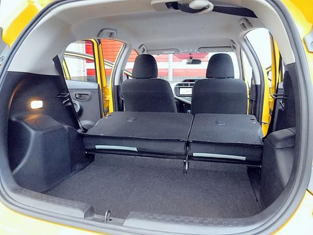 TOYOTA AQUA 2014 Image 31