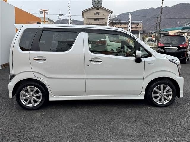 SUZUKI WAGON R STINGRAY 2018 Image 31