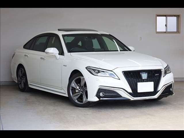 TOYOTA CROWN SEDAN HYBRID 2018 Image 31