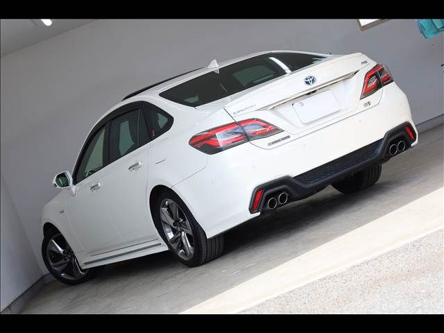TOYOTA CROWN SEDAN HYBRID 2018 Image 31