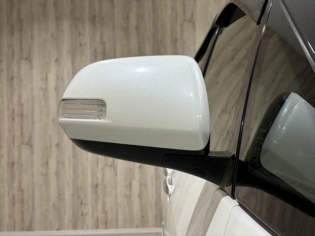 TOYOTA ESTIMA HYBRID 4WD 2016 Image 31