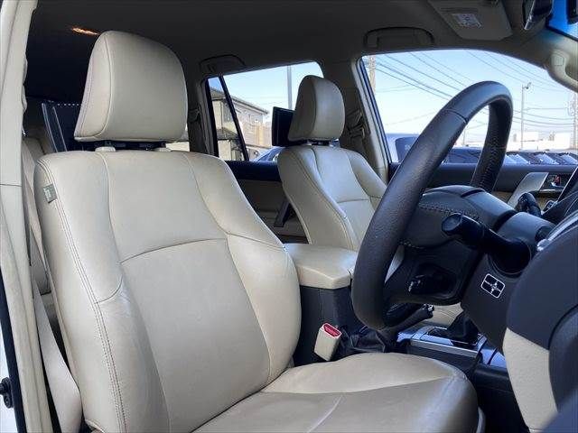 TOYOTA LANDCRUISER PRADO 2015 Image 31