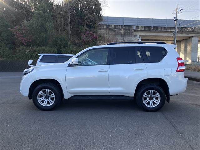TOYOTA LANDCRUISER PRADO 2015 Image 31