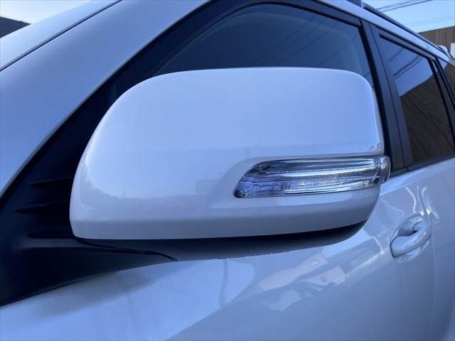 TOYOTA LANDCRUISER PRADO 2015 Image 31