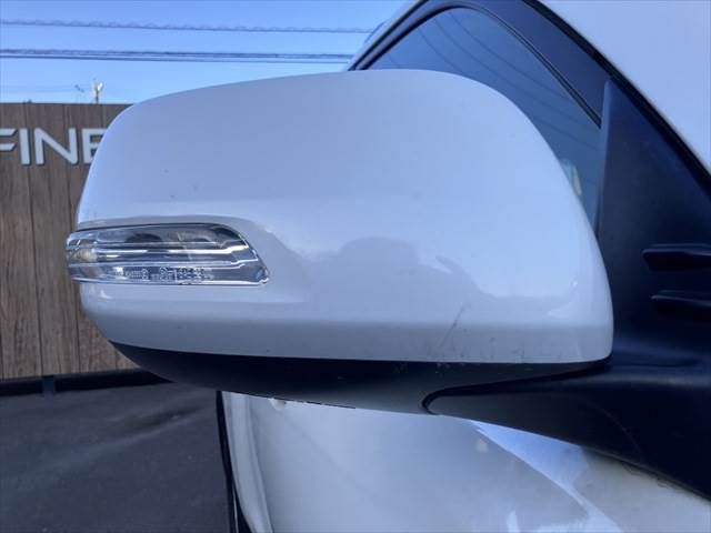 TOYOTA LANDCRUISER PRADO 2015 Image 31