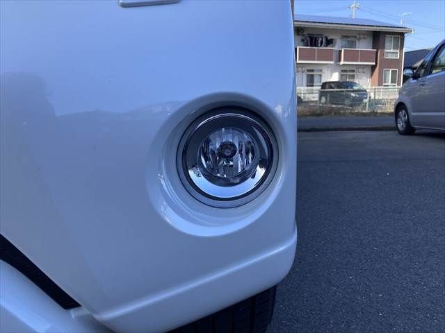 TOYOTA LANDCRUISER PRADO 2015 Image 31