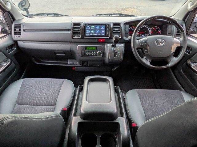 TOYOTA HIACE VAN 2WD 2015 Image 31