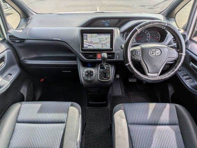 TOYOTA NOAH 2016 Image 31