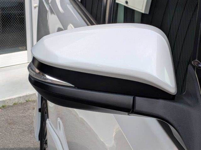 TOYOTA NOAH 2016 Image 31