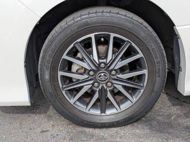 TOYOTA NOAH 2016 Image 31