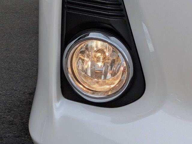 TOYOTA NOAH 2016 Image 31