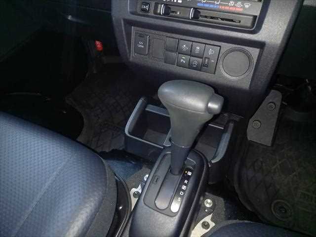 DAIHATSU HIJET TRUCK 2022 Image 31