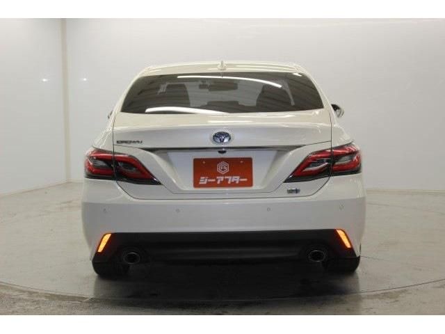 TOYOTA CROWN SEDAN HYBRID 2018 Image 31