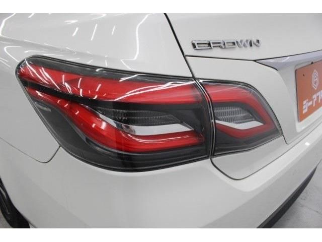 TOYOTA CROWN SEDAN HYBRID 2018 Image 31