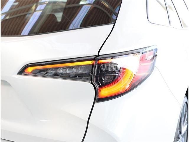 TOYOTA COROLLA TOURING 2023 Image 31