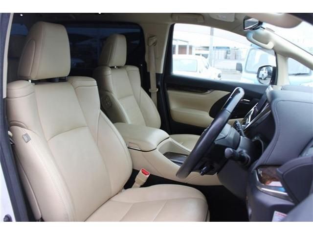 TOYOTA ALPHARD HYBRID 4WD 2019 Image 31