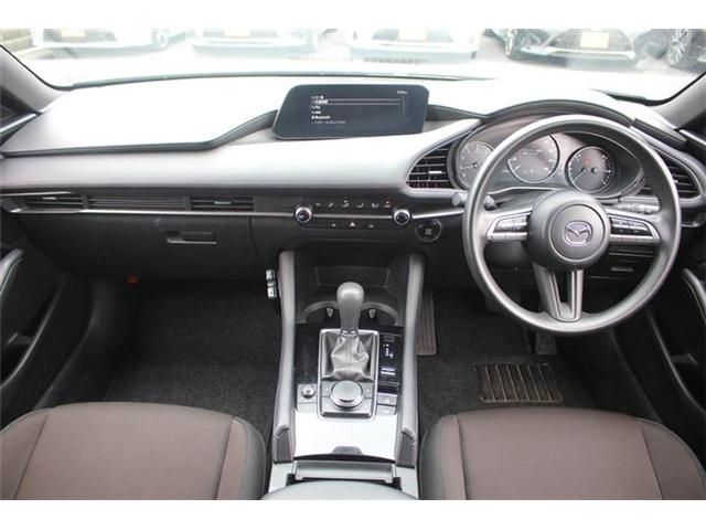 MAZDA 3 FASTBACK 2023 Image 31