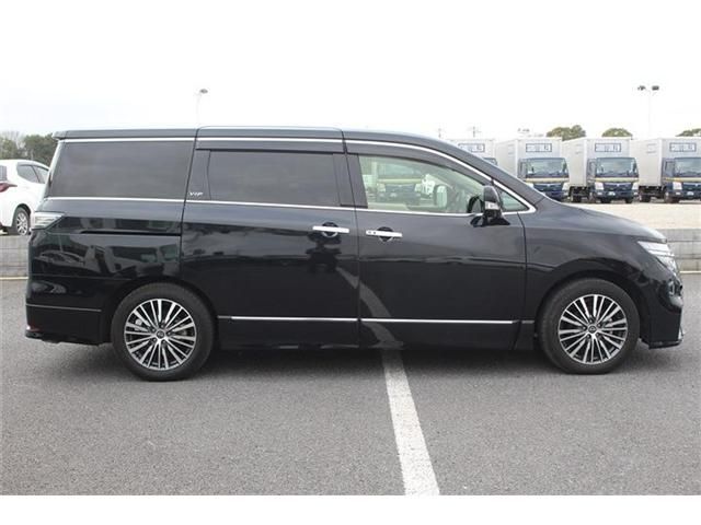 NISSAN ELGRAND 2023 Image 31