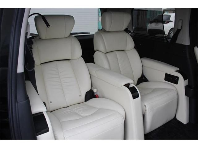 NISSAN ELGRAND 2023 Image 31