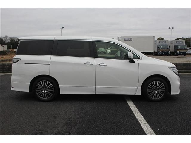 NISSAN ELGRAND 2024 Image 31