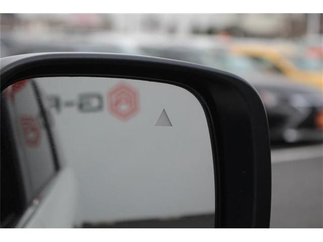 NISSAN ELGRAND 2024 Image 31