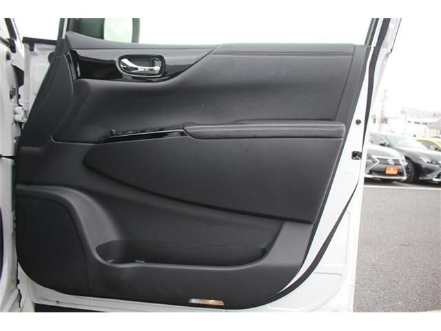 NISSAN ELGRAND 2024 Image 31