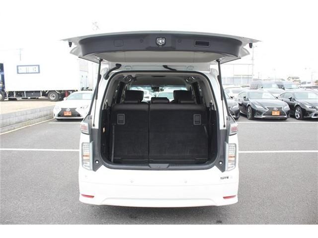 NISSAN ELGRAND 2024 Image 31