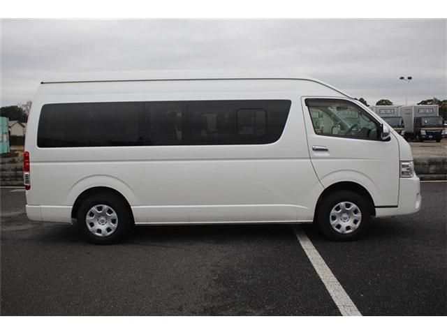TOYOTA HIACE WAGON 4WD 2018 Image 31