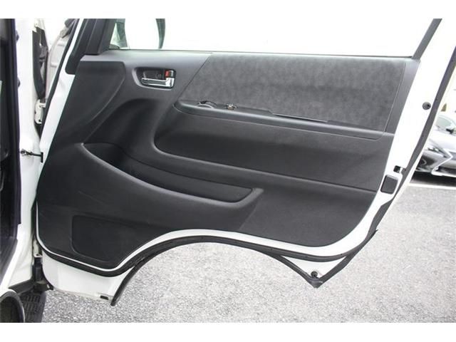 TOYOTA HIACE WAGON 4WD 2018 Image 31