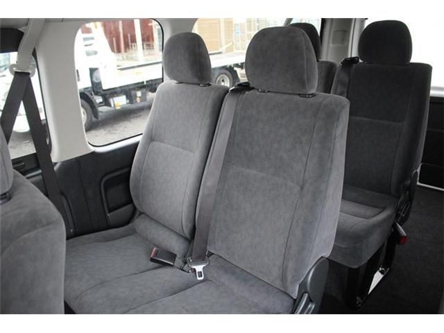 TOYOTA HIACE WAGON 4WD 2018 Image 31