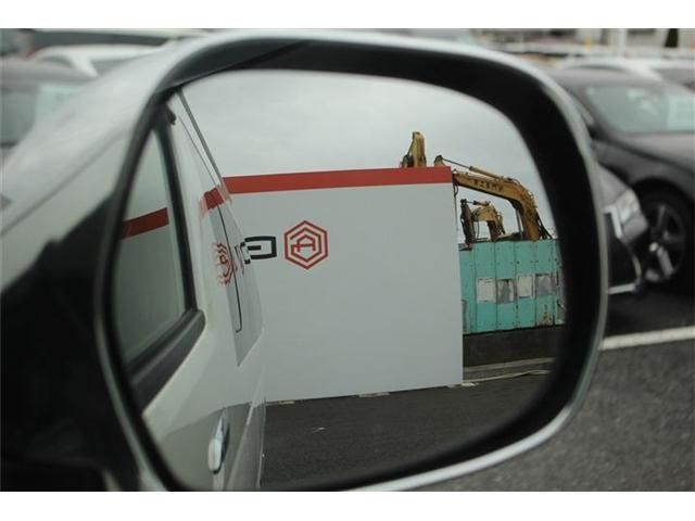 TOYOTA HIACE WAGON 4WD 2018 Image 31