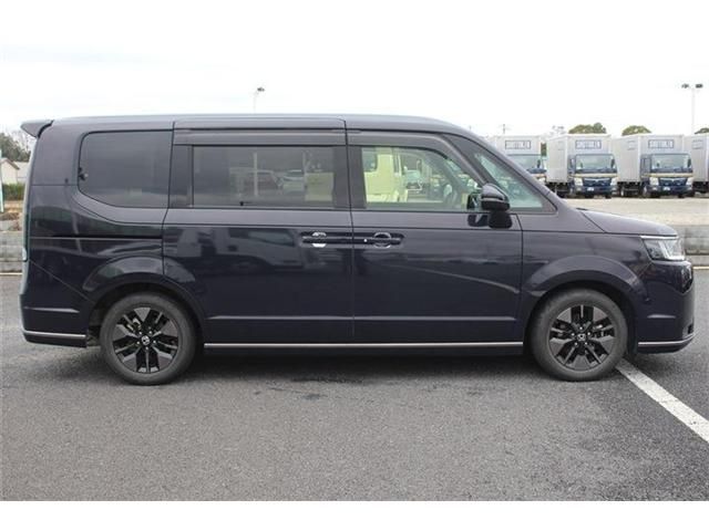 HONDA STEPWAGON E:HEV SPAD 2022 Image 31