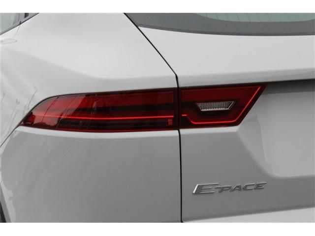 JAGUAR E-PACE 2018 Image 31