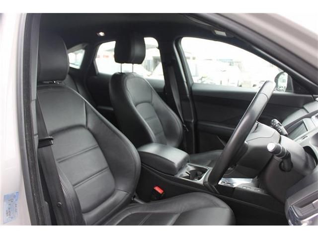 JAGUAR E-PACE 2018 Image 31