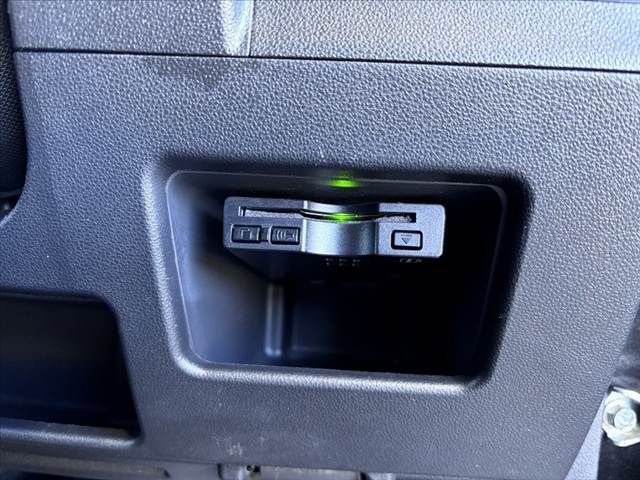 DAIHATSU TANTO CUSTOM 2015 Image 31