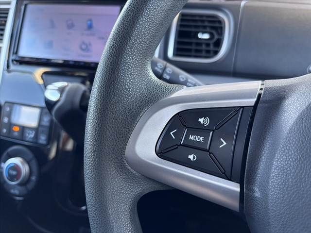 DAIHATSU TANTO CUSTOM 2015 Image 31