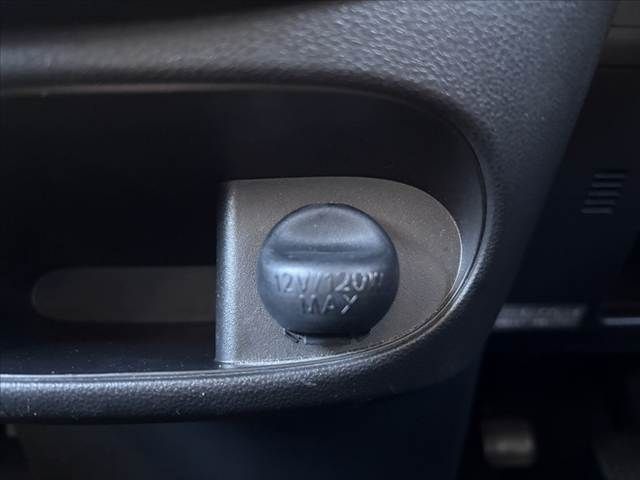 DAIHATSU TANTO CUSTOM 2015 Image 31