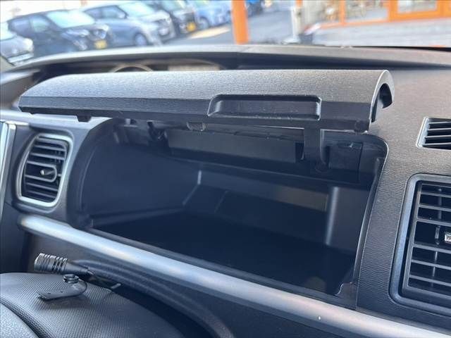 DAIHATSU TANTO CUSTOM 2015 Image 31