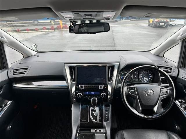 TOYOTA ALPHARD 4WD 2017 Image 31