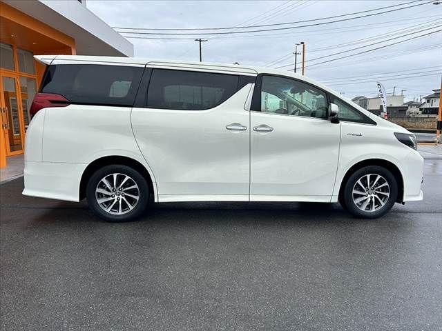 TOYOTA ALPHARD 4WD 2017 Image 31