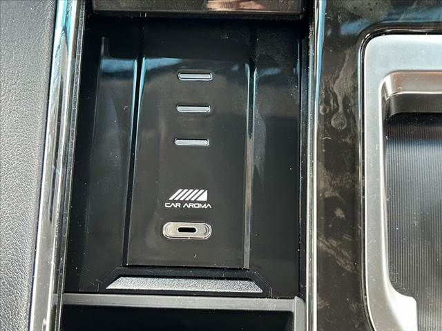 TOYOTA ALPHARD 4WD 2017 Image 31