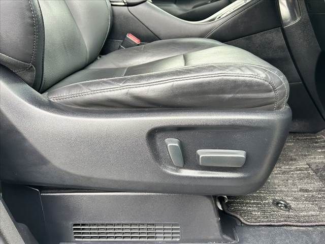 TOYOTA ALPHARD 4WD 2017 Image 31