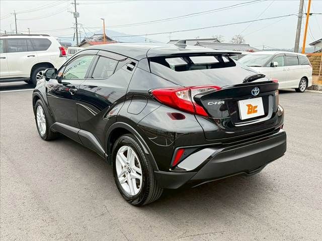 TOYOTA C-HR 2019 Image 31