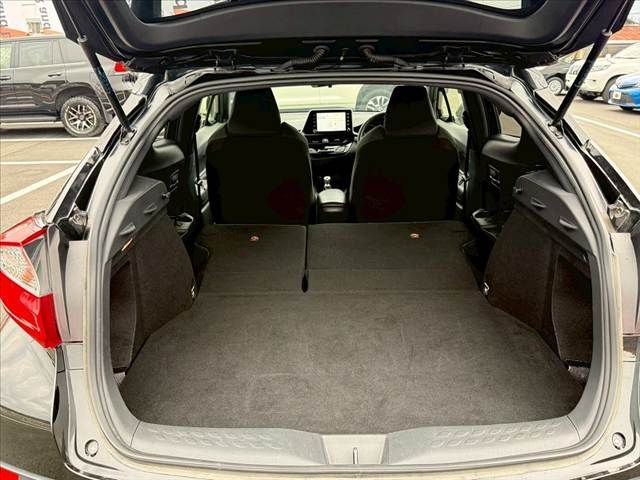 TOYOTA C-HR 2019 Image 31